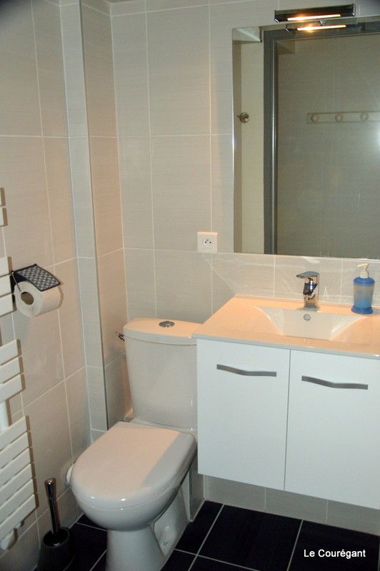 Salle de bain et toilettes